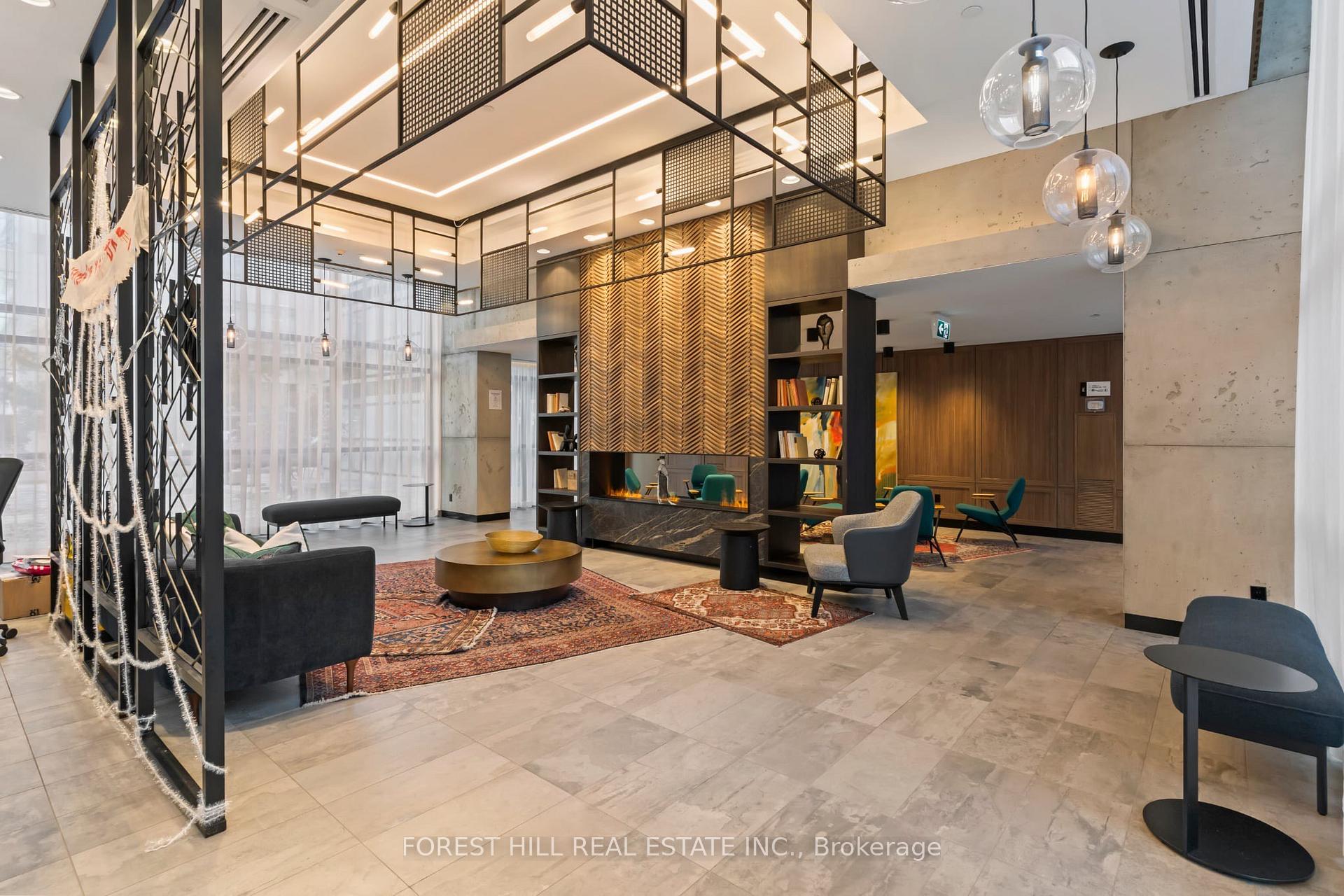 251 Manitoba Street 403, Toronto W06 Unit: 403