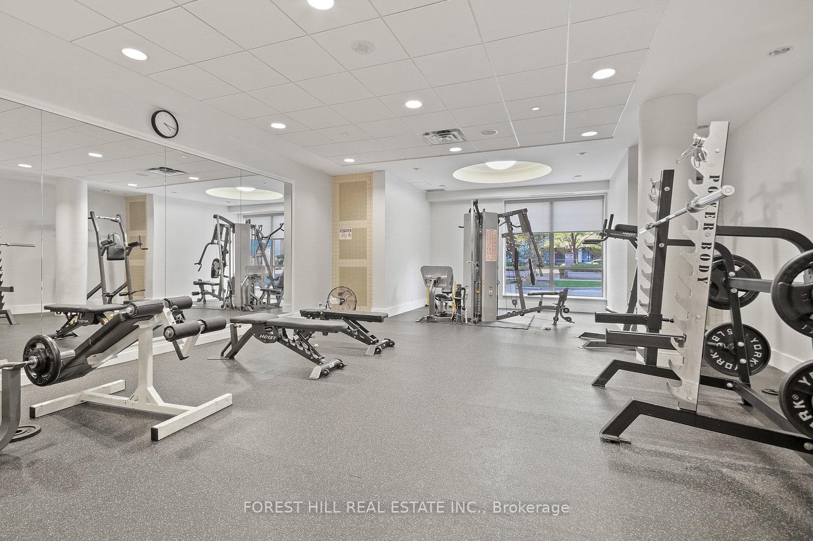 5233 Dundas Street W 1029