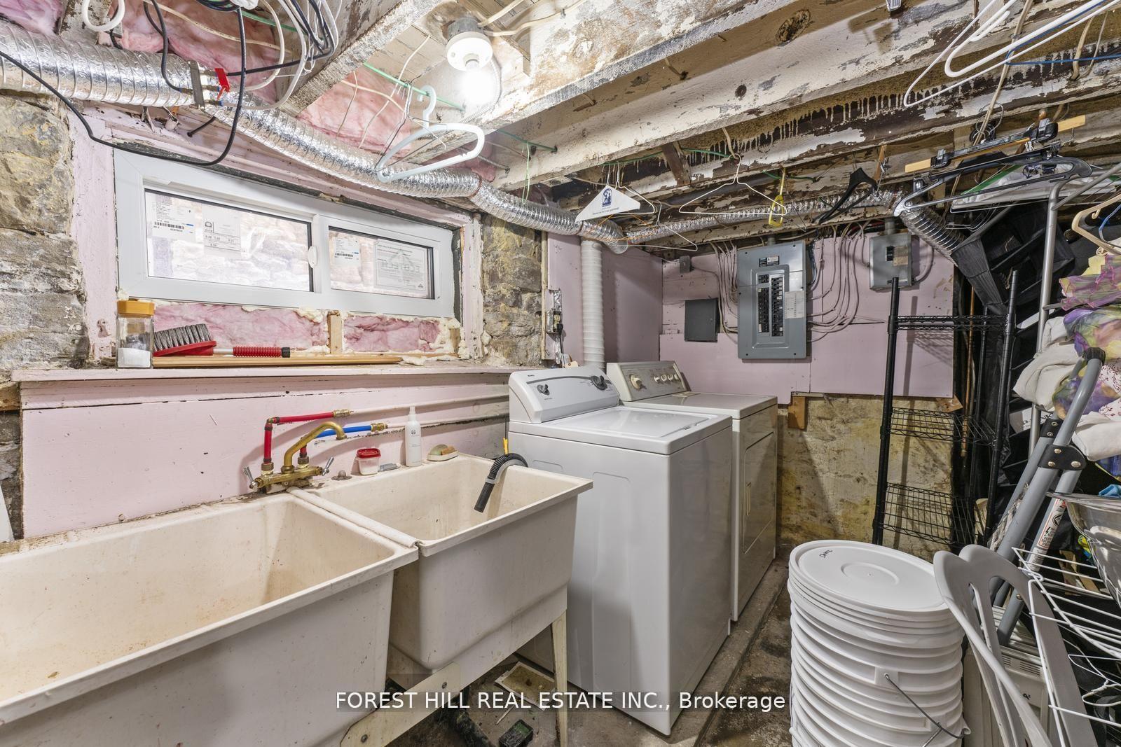 1046 Dovercourt Road