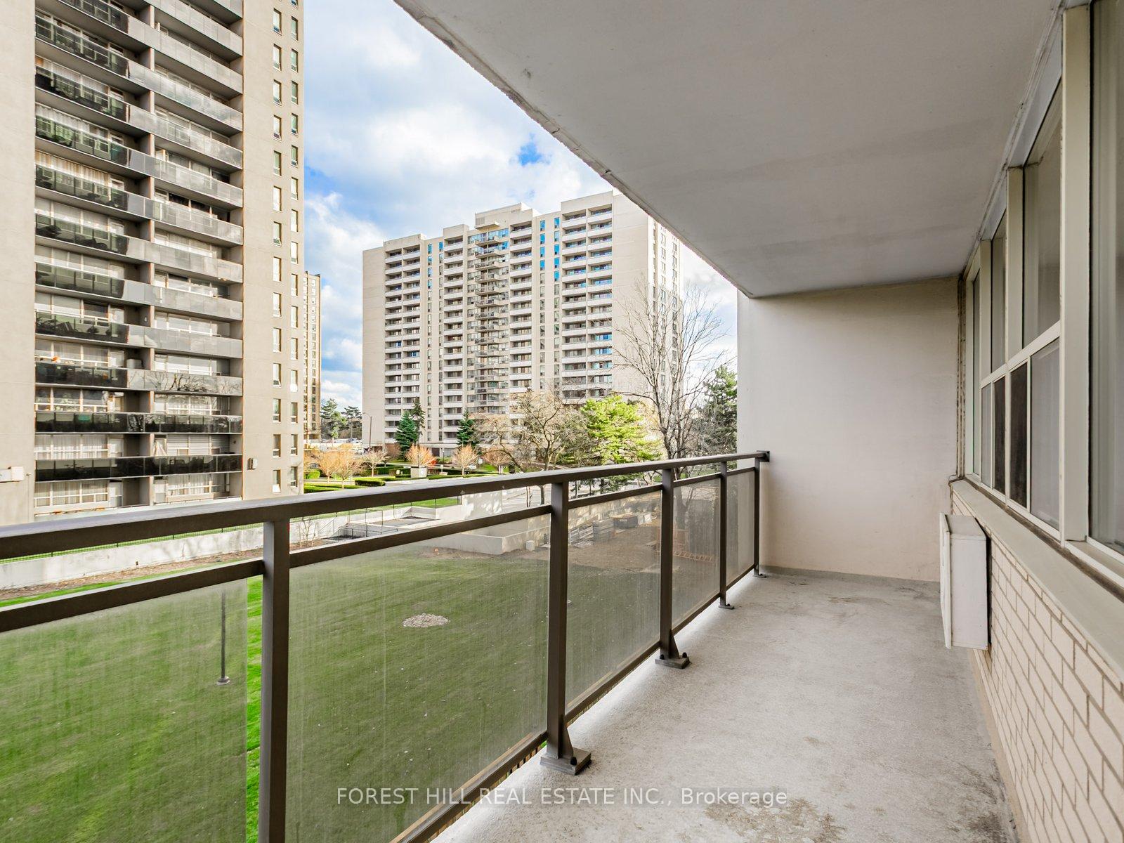 155 Marlee Avenue 307