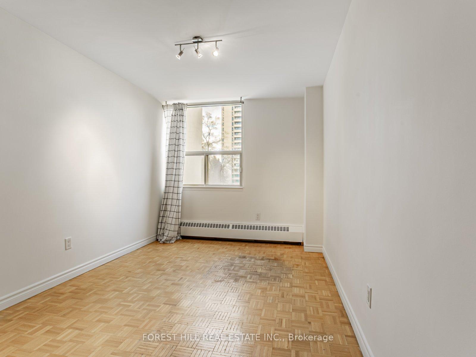 155 Marlee Avenue 307