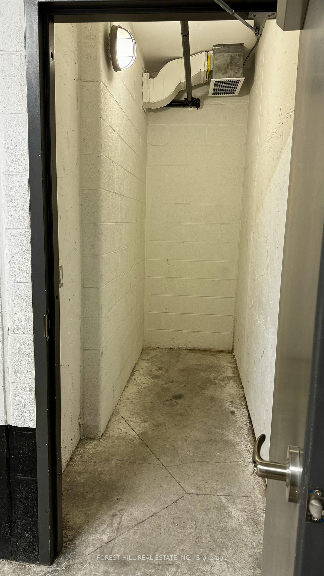 160 Flemington Road 1422