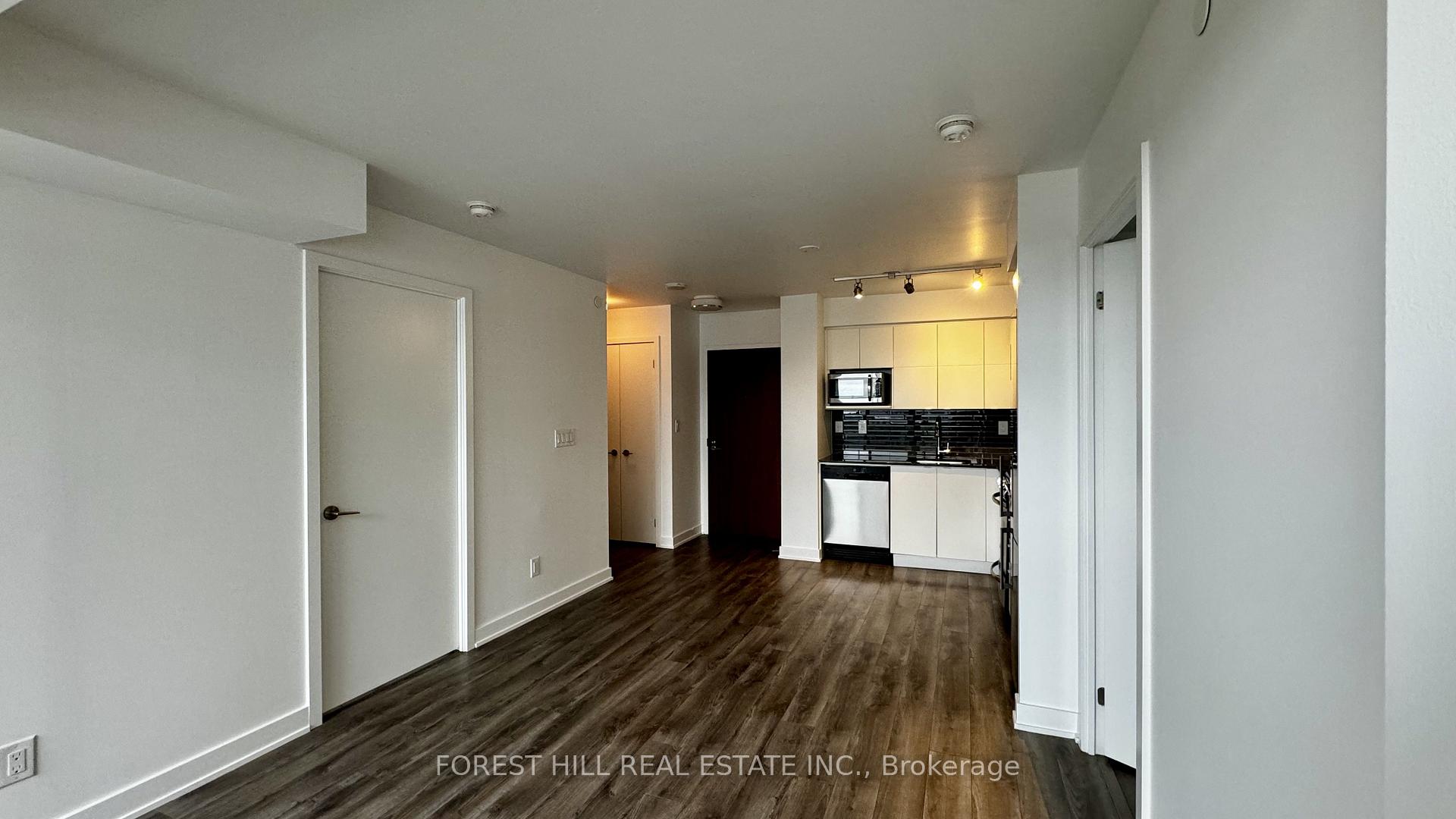 160 Flemington Road 1422