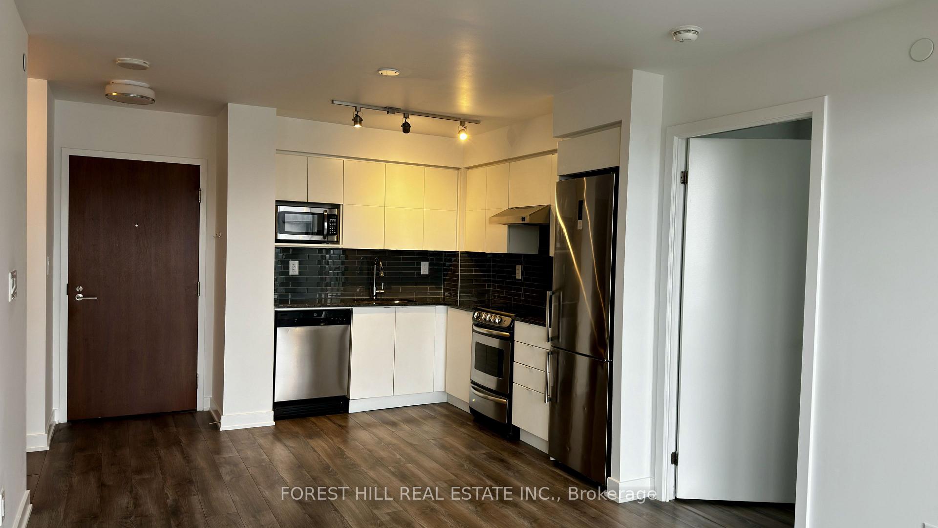 160 Flemington Road 1422