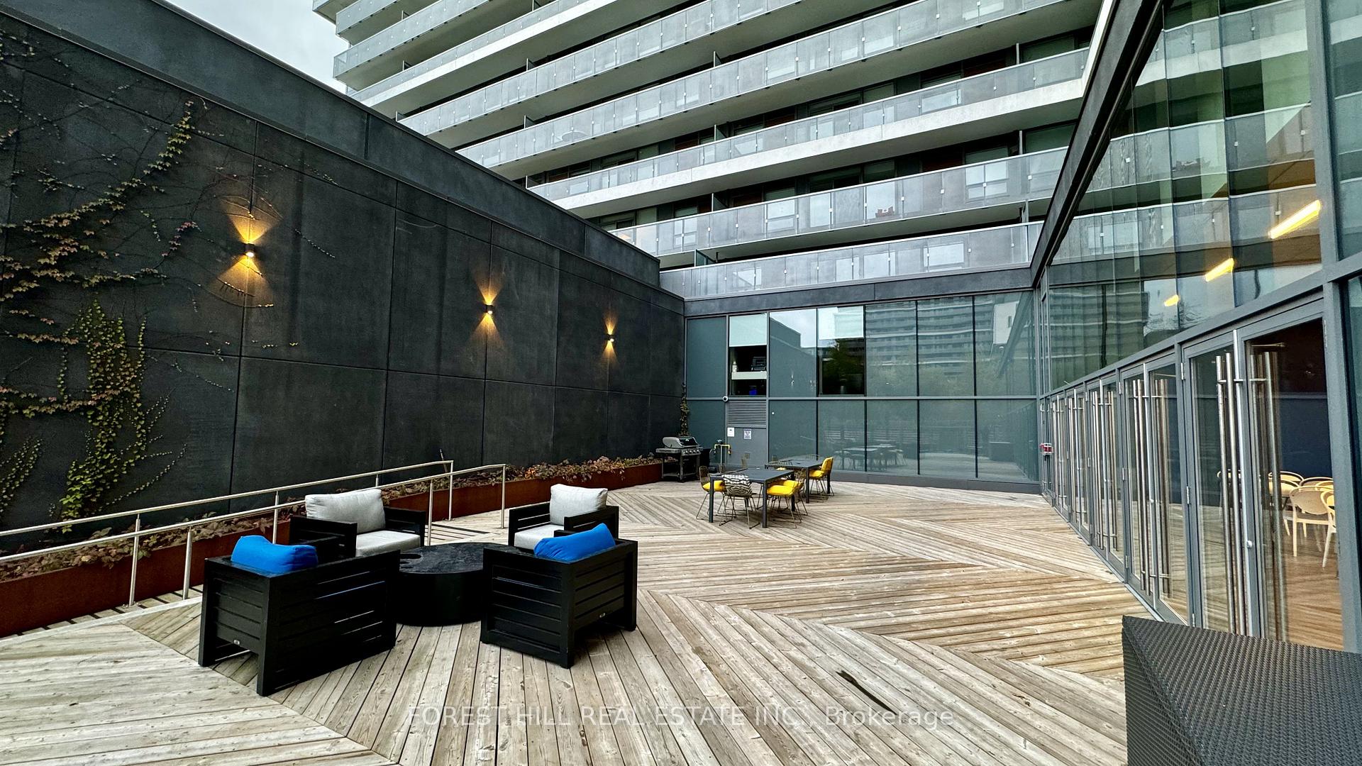 160 Flemington Road 1422