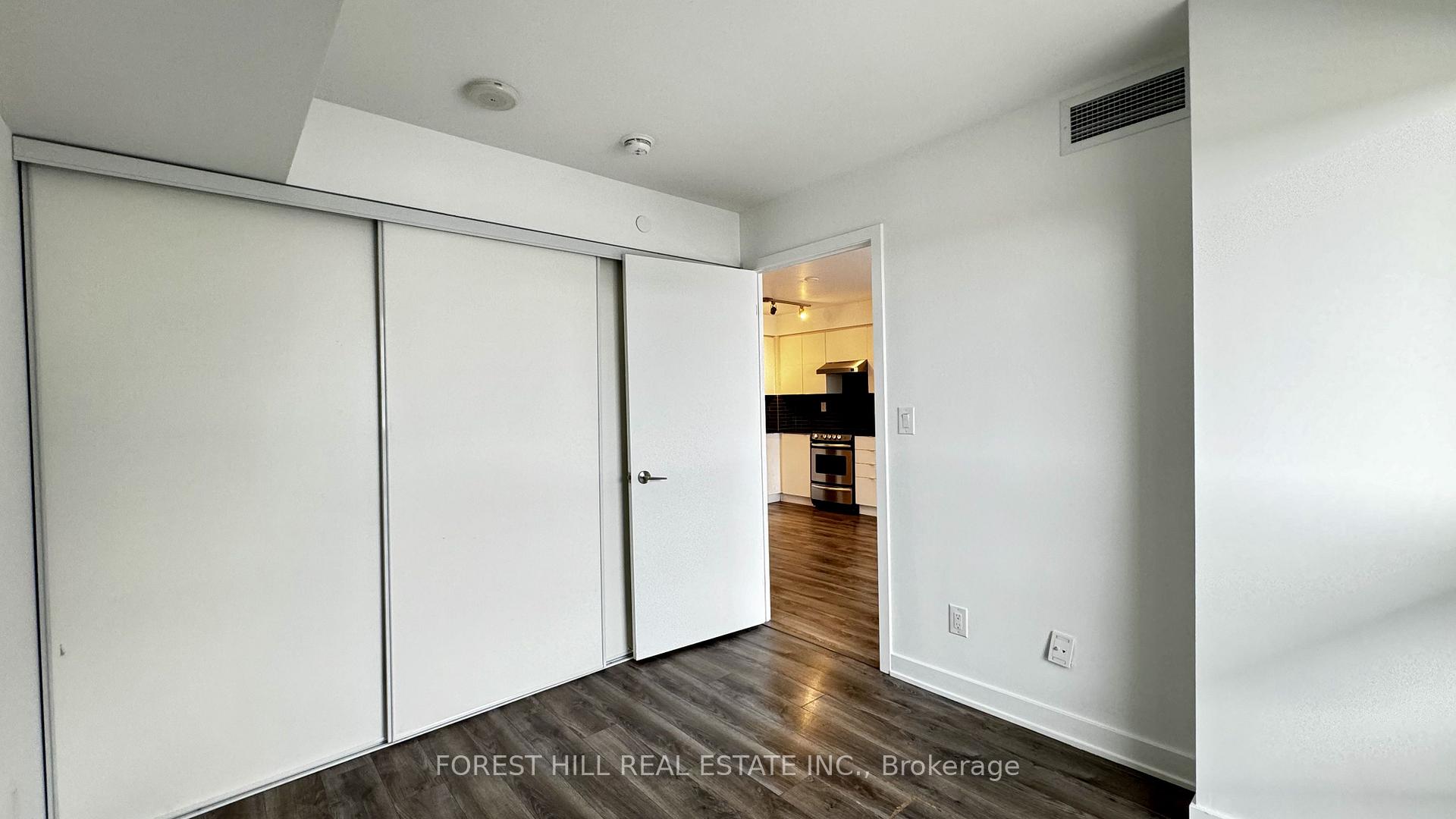 160 Flemington Road 1422