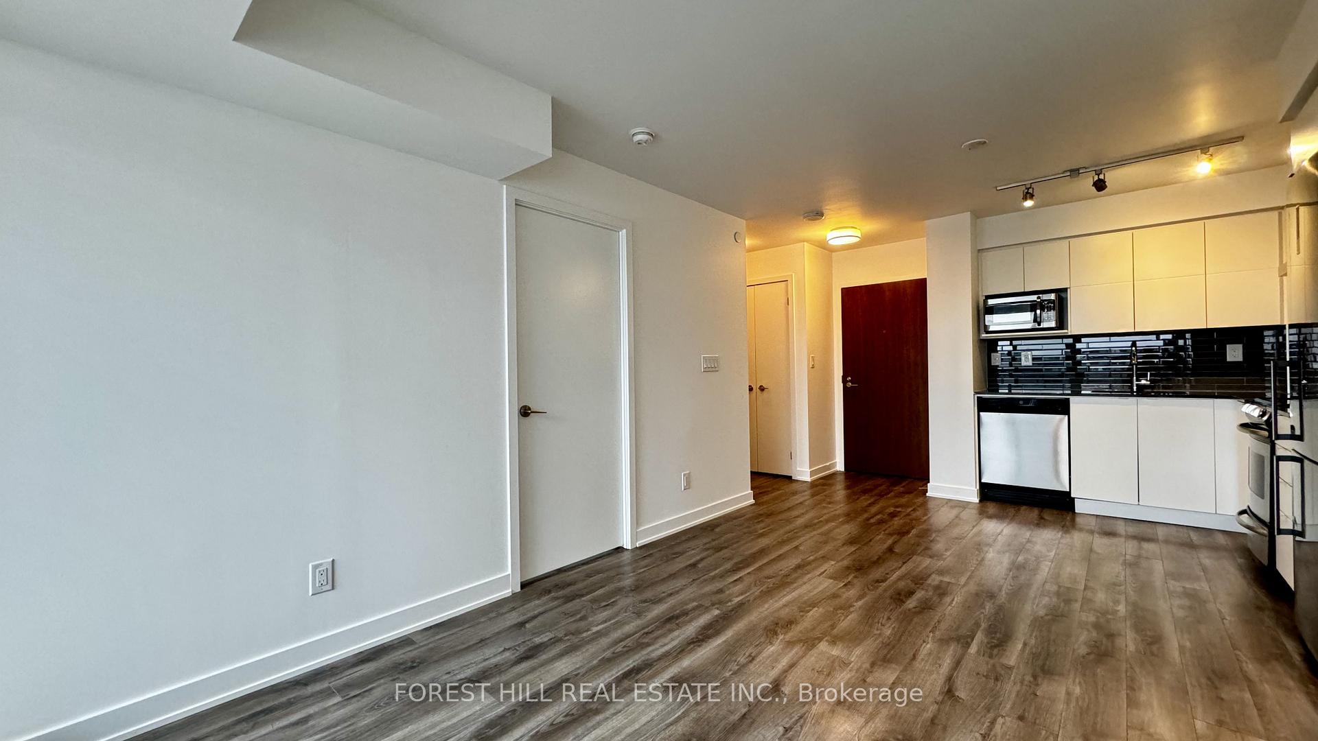 160 Flemington Road 1422