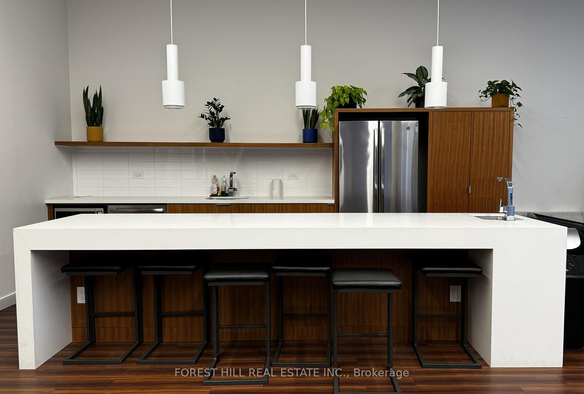 160 Flemington Road 1422