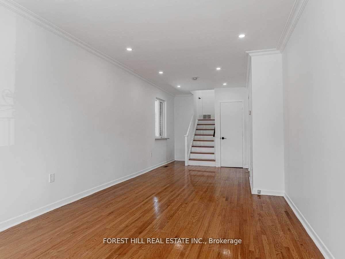 80 Belgravia Avenue A