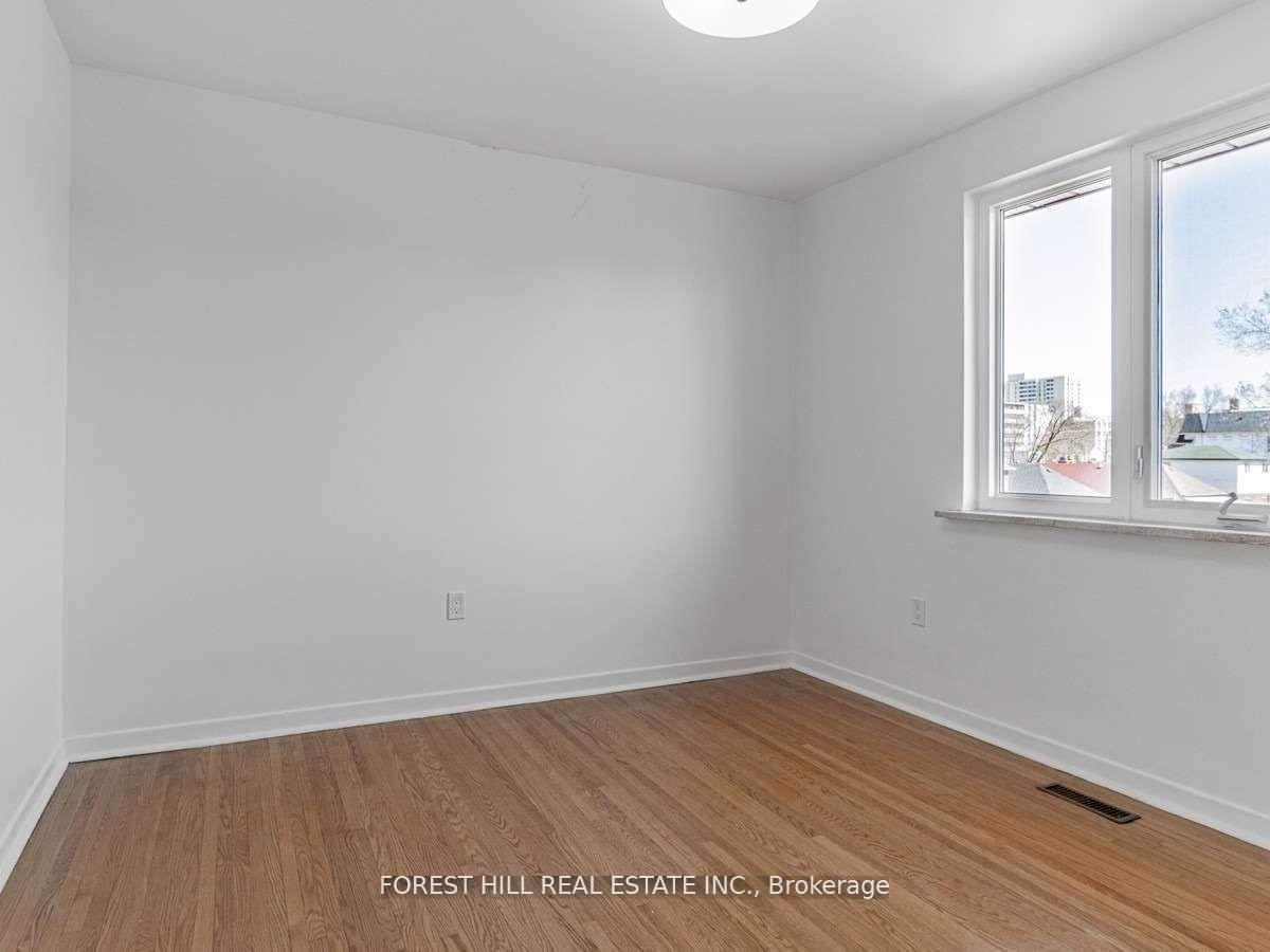 80 Belgravia Avenue A