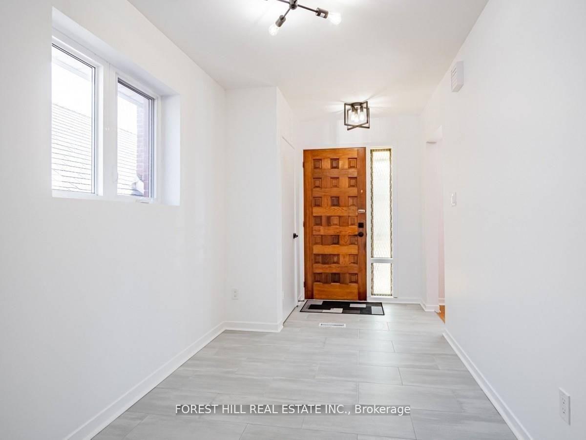 80 Belgravia Avenue A