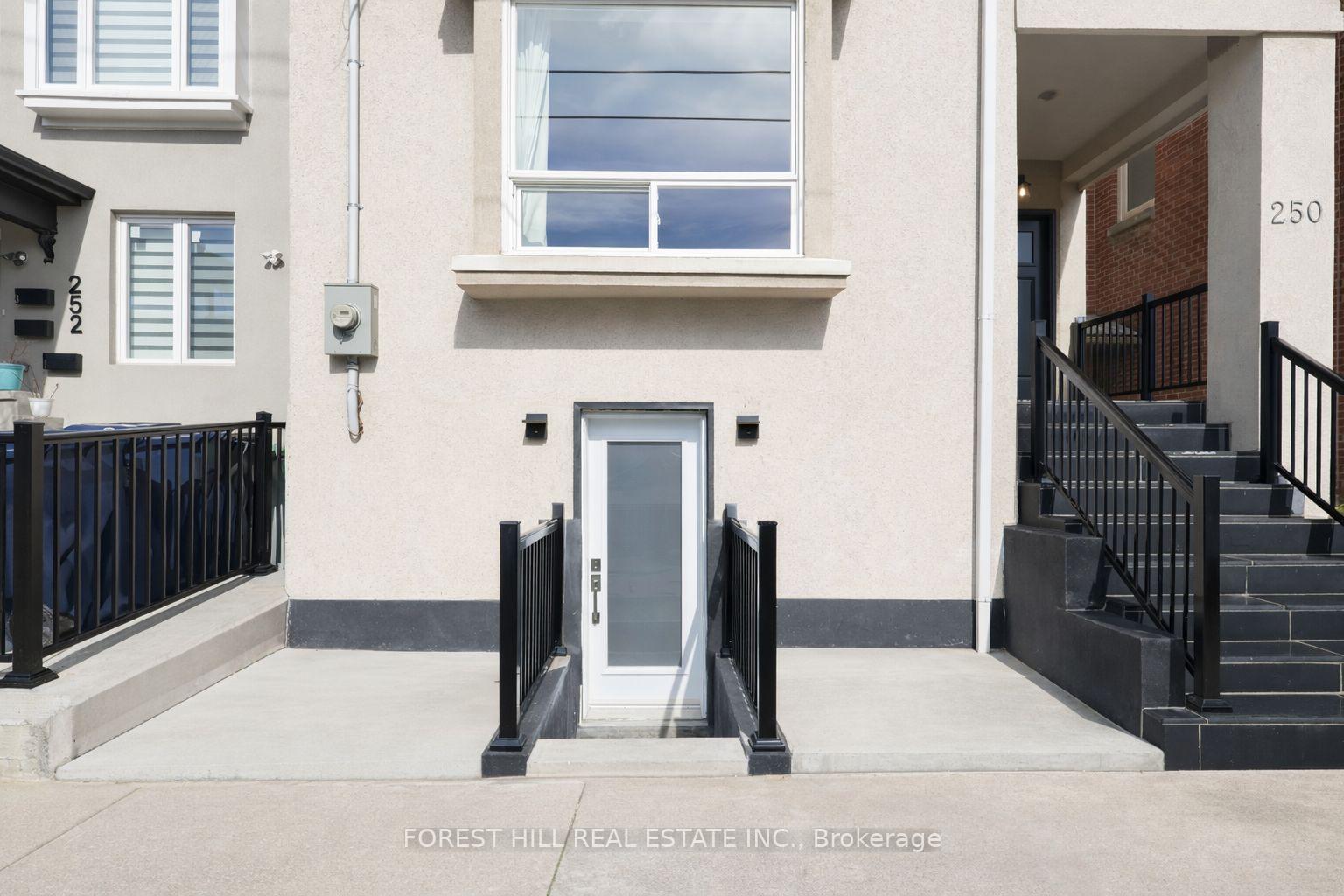 250 HALLAM Street Lower
