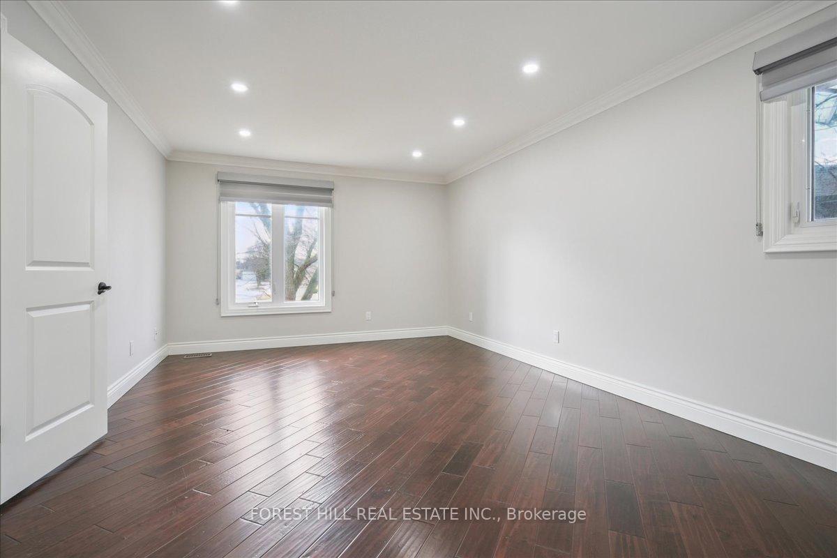 2579 Kenna Court, Mississauga, ON L5K 2K4