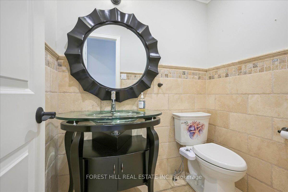 2579 Kenna Court, Mississauga, ON L5K 2K4