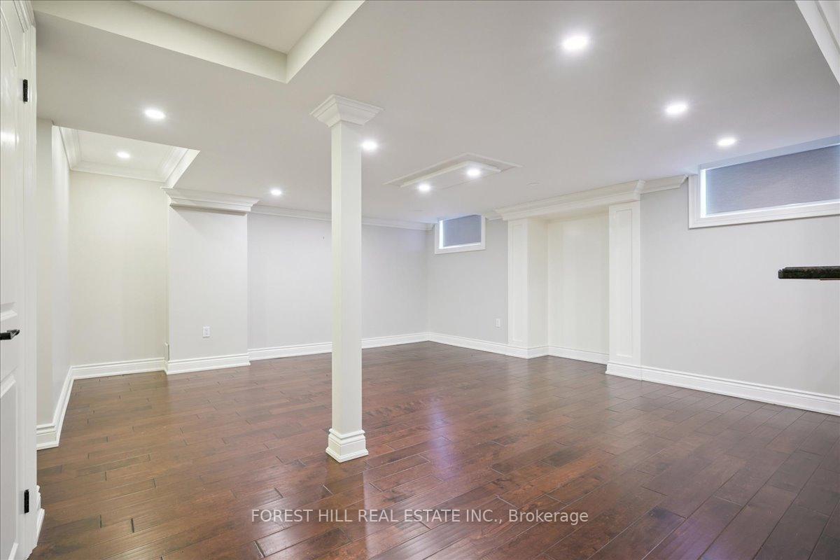 2579 Kenna Court, Mississauga, ON L5K 2K4