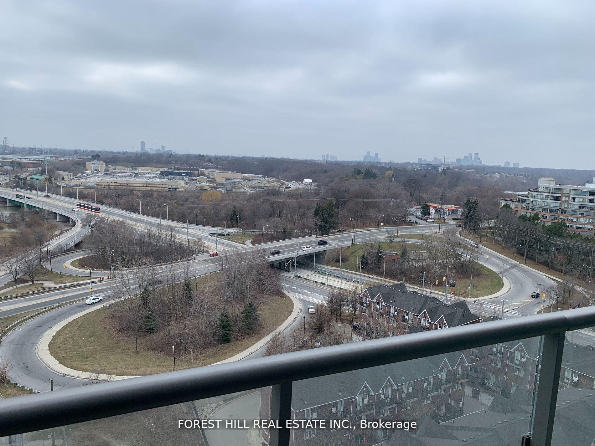 105 Queensway Avenue 1305