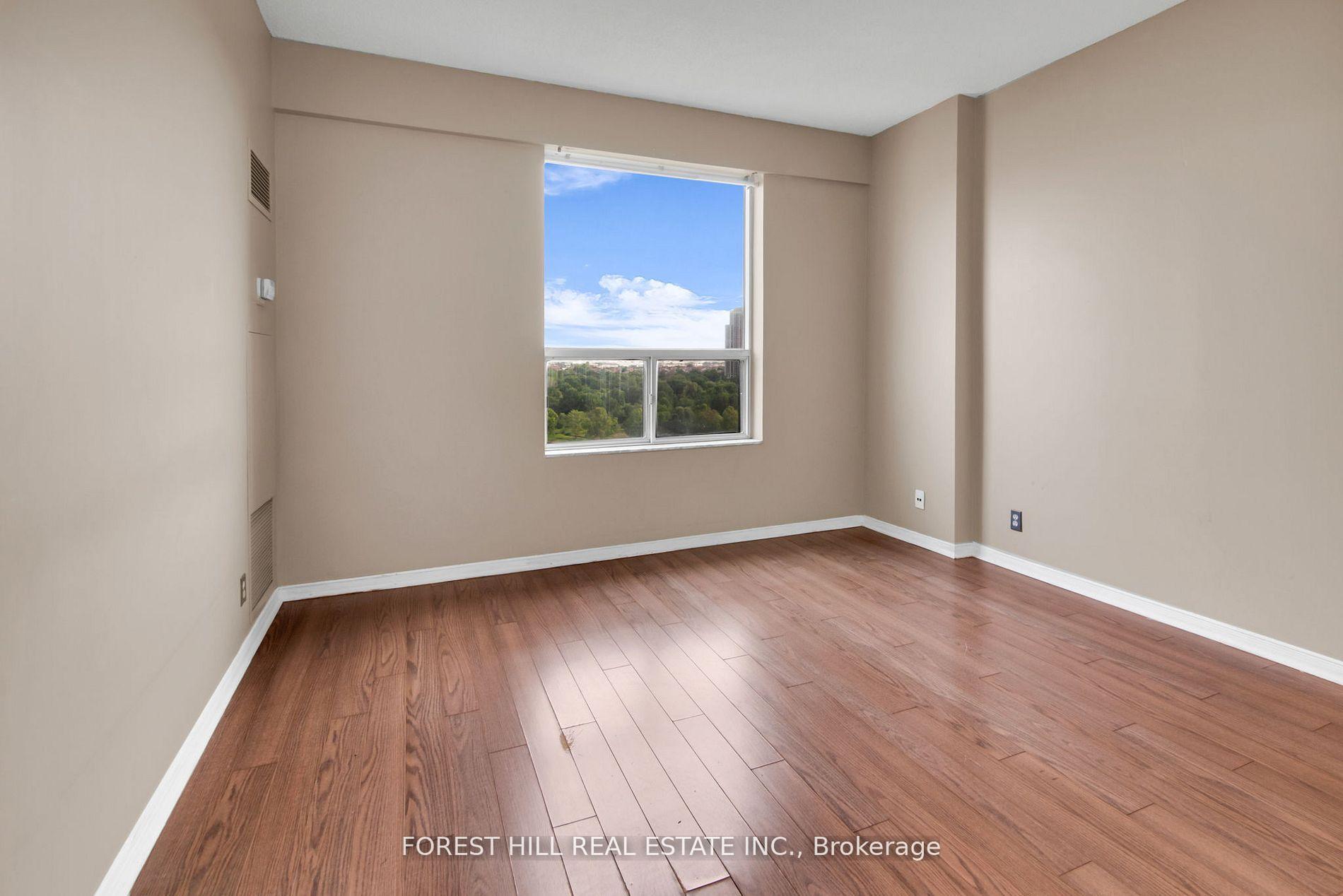 6 Humberline Drive 720
