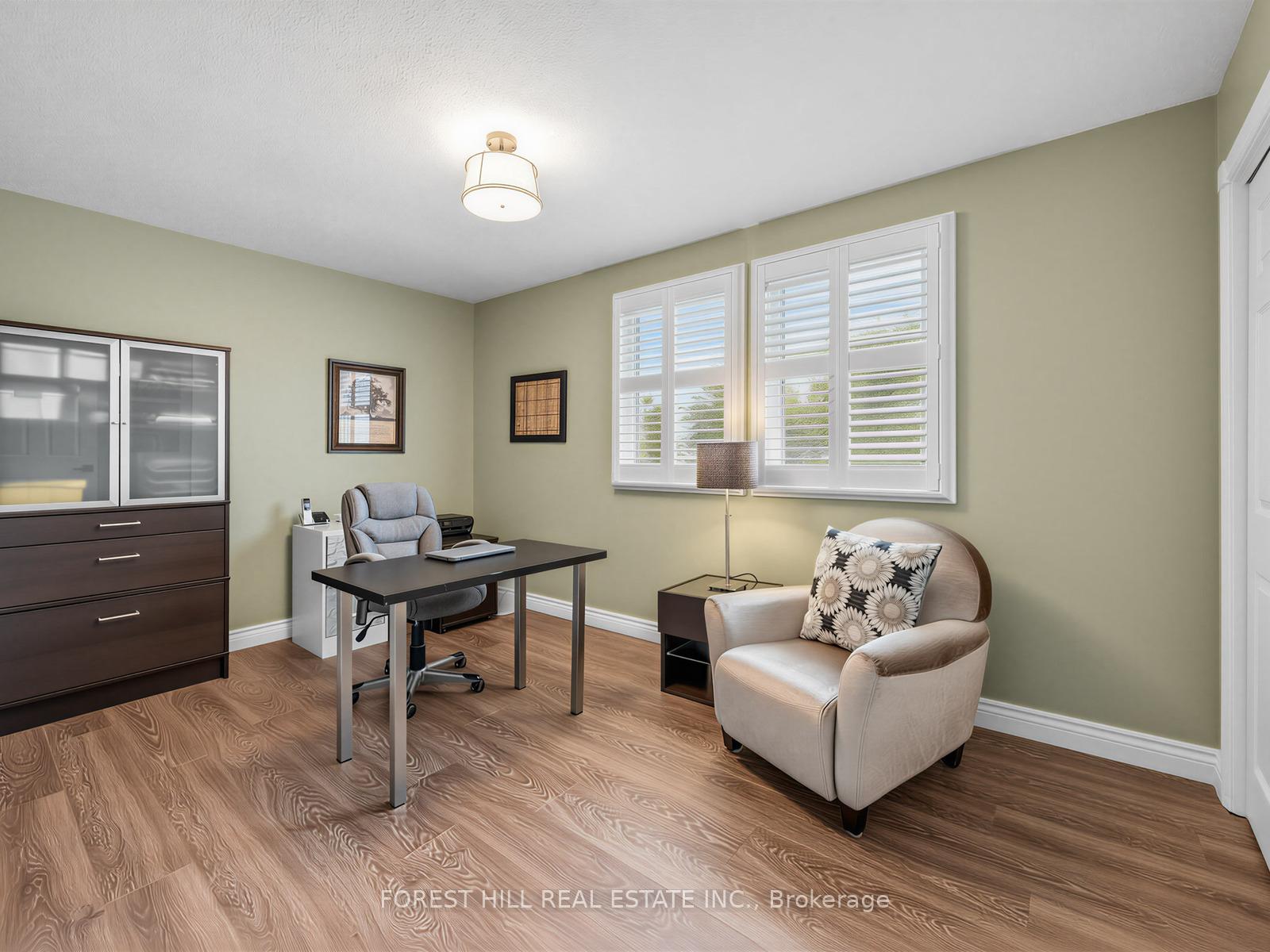 358 Kingsway Place