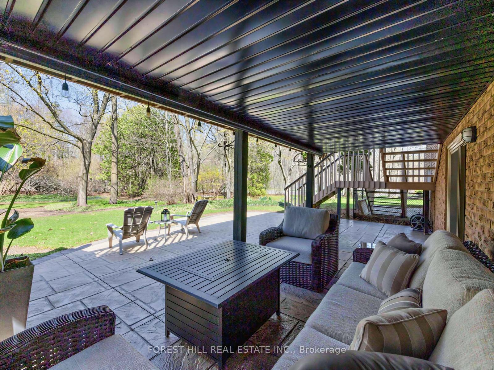 358 Kingsway Place