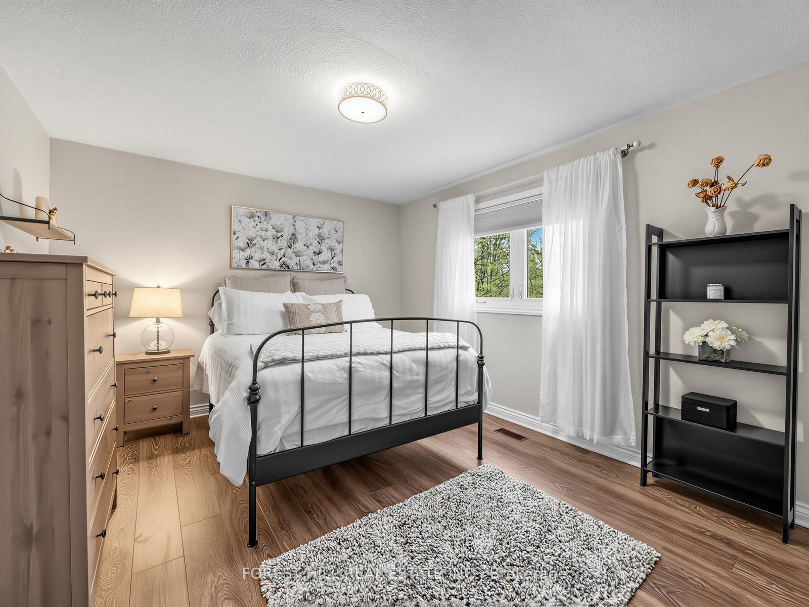 358 Kingsway Place