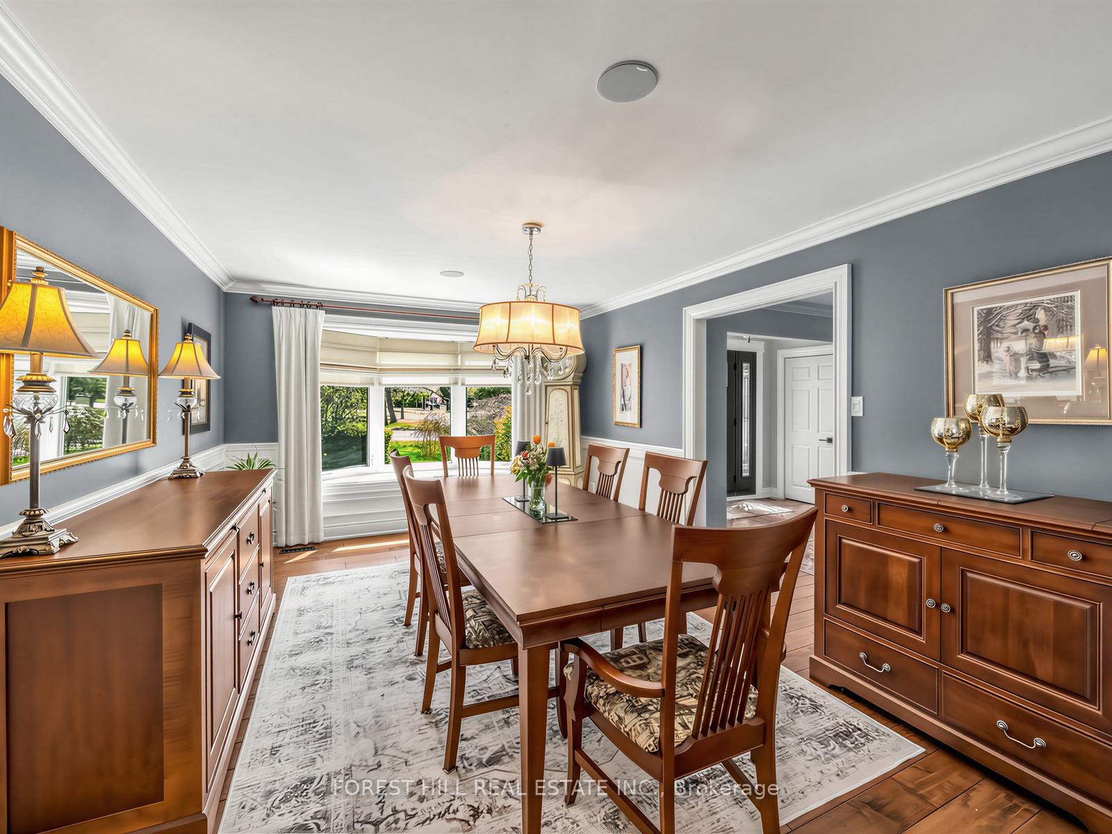 358 Kingsway Place