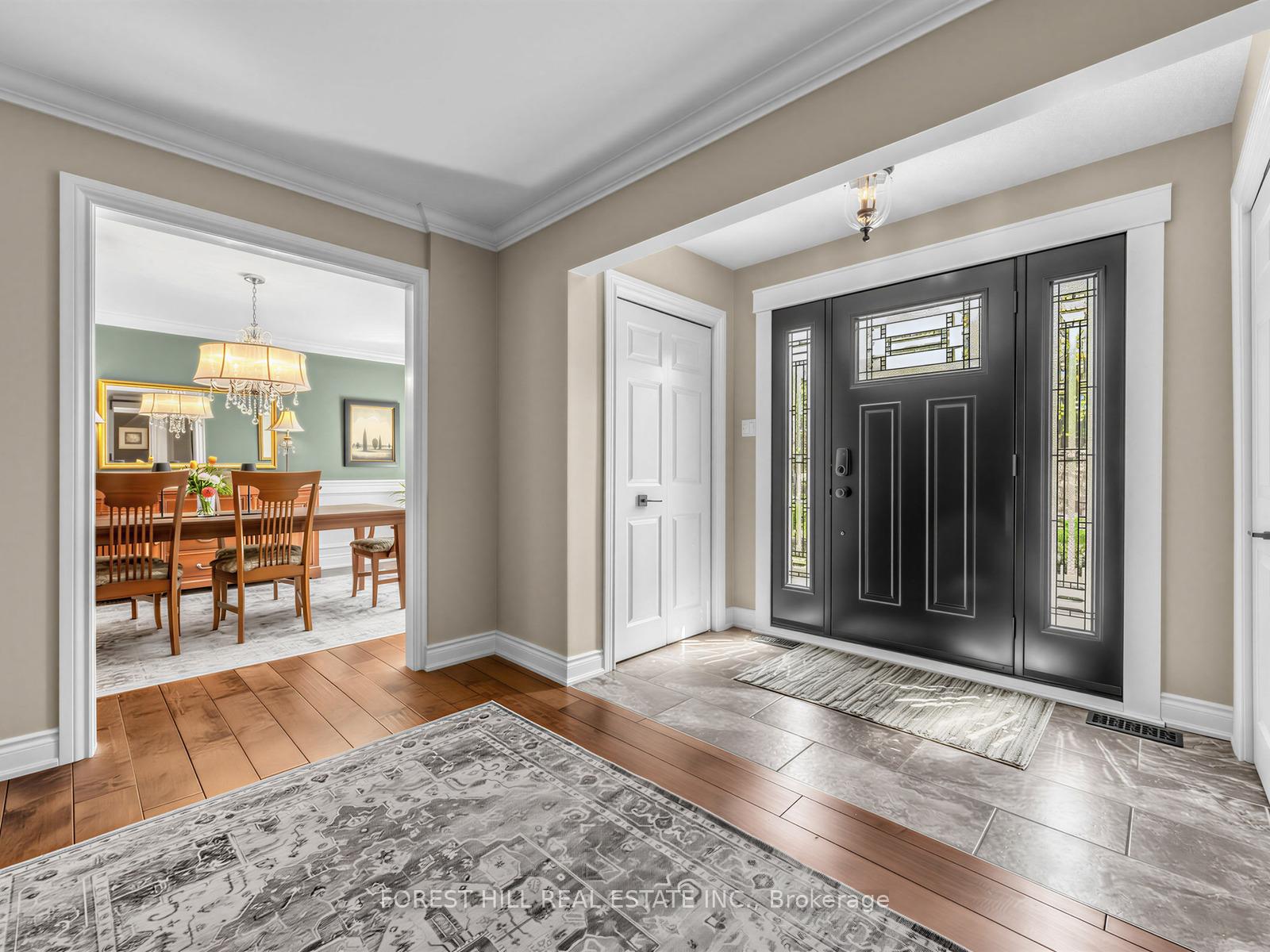 358 Kingsway Place