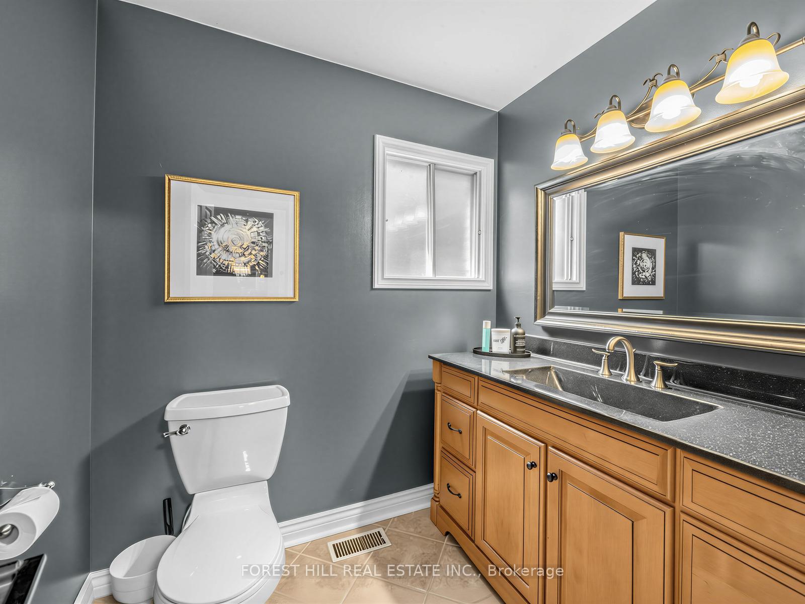 358 Kingsway Place