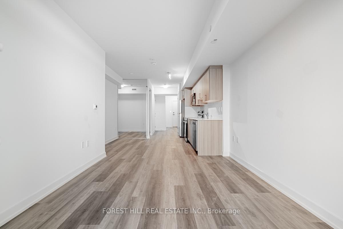 556 Marlee Avenue 301