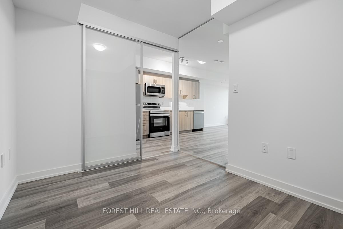 556 Marlee Avenue 301