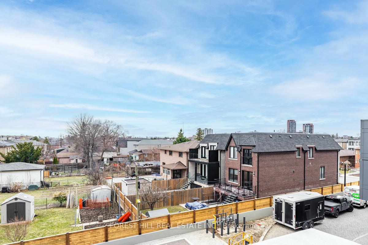 556 Marlee Avenue 301