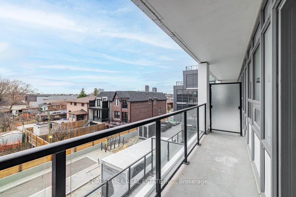 556 Marlee Avenue 301