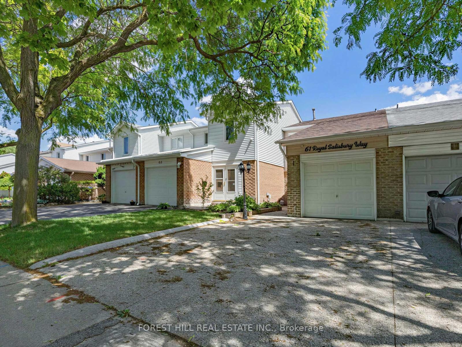 61 Royal Salisbury Way