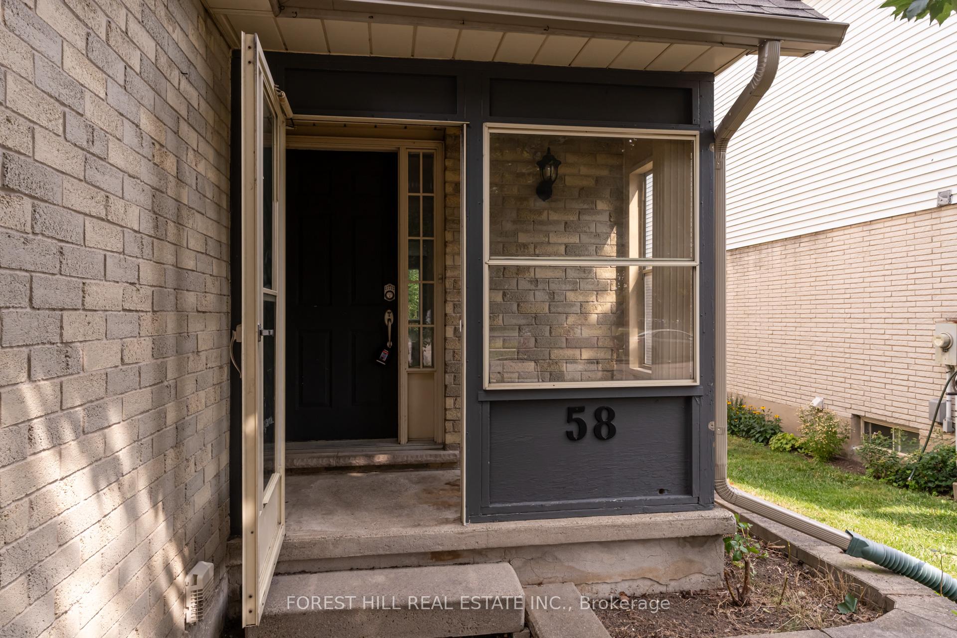 58 Highland Crescent