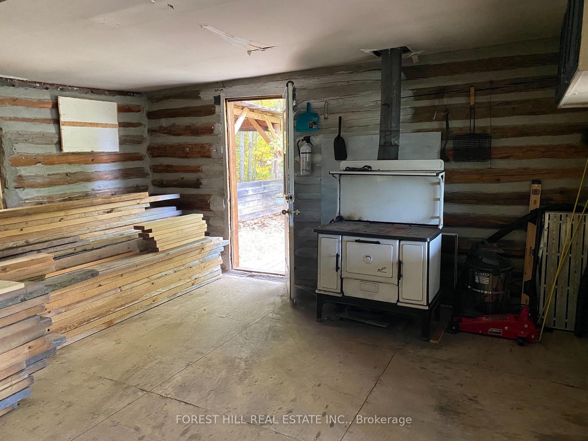 675 Dore Bay Road, North Algona Wilberforce