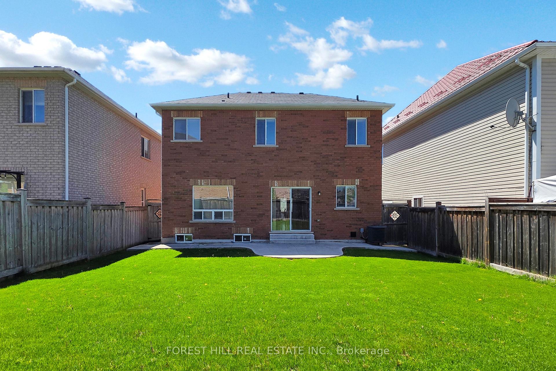 513 Davis Drive, Shelburne