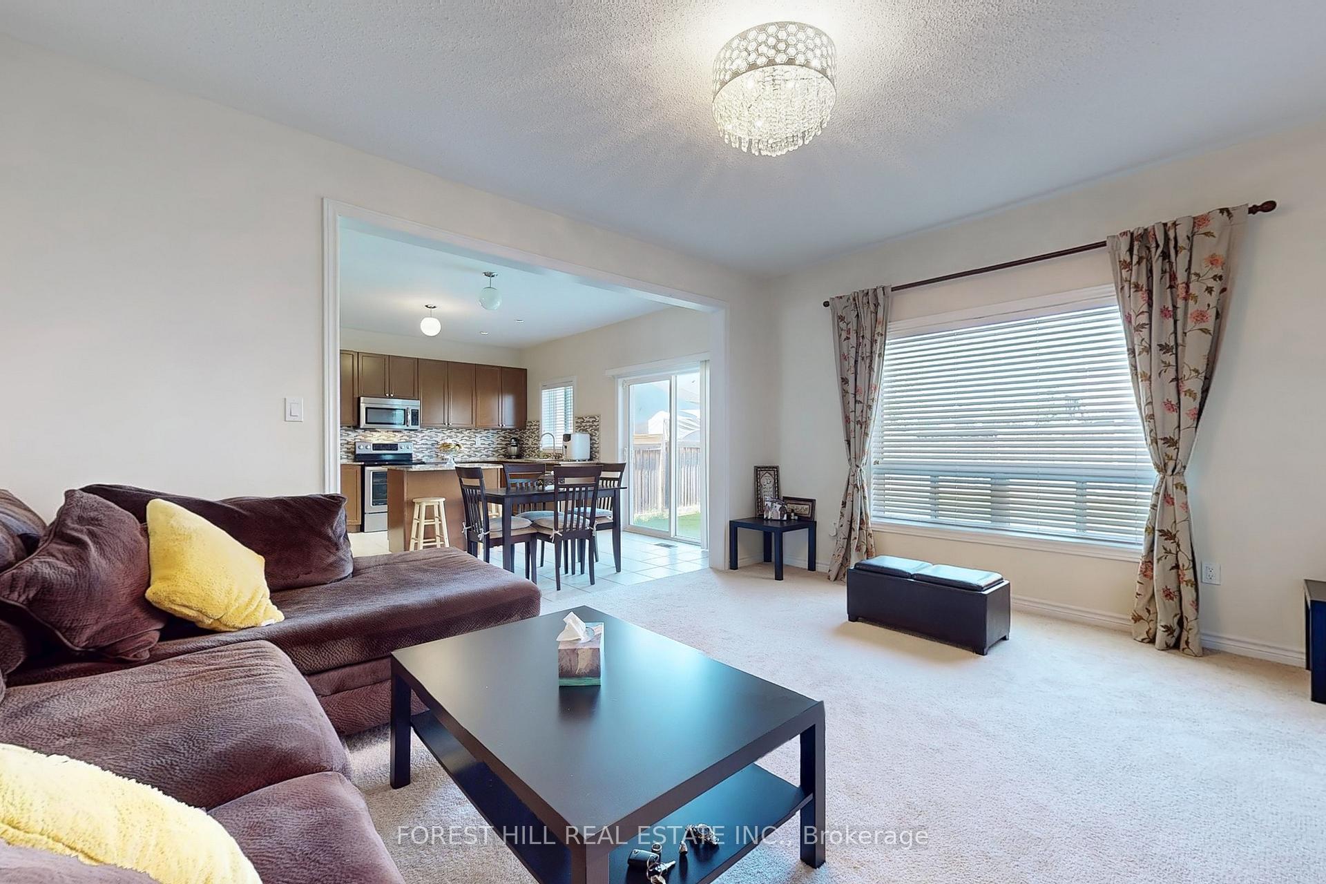 513 Davis Drive, Shelburne