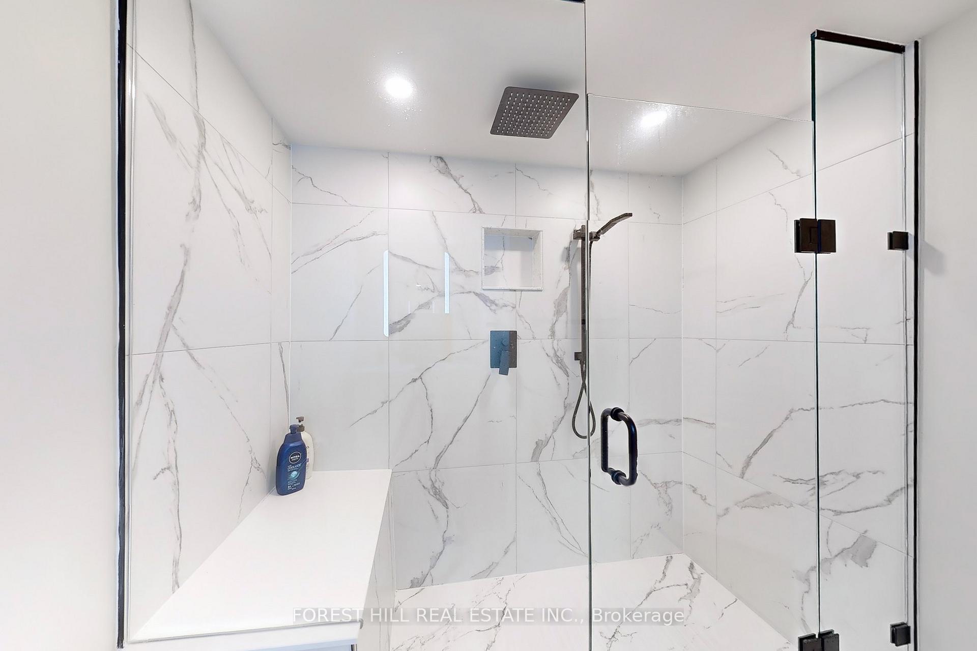 513 Davis Drive, Shelburne