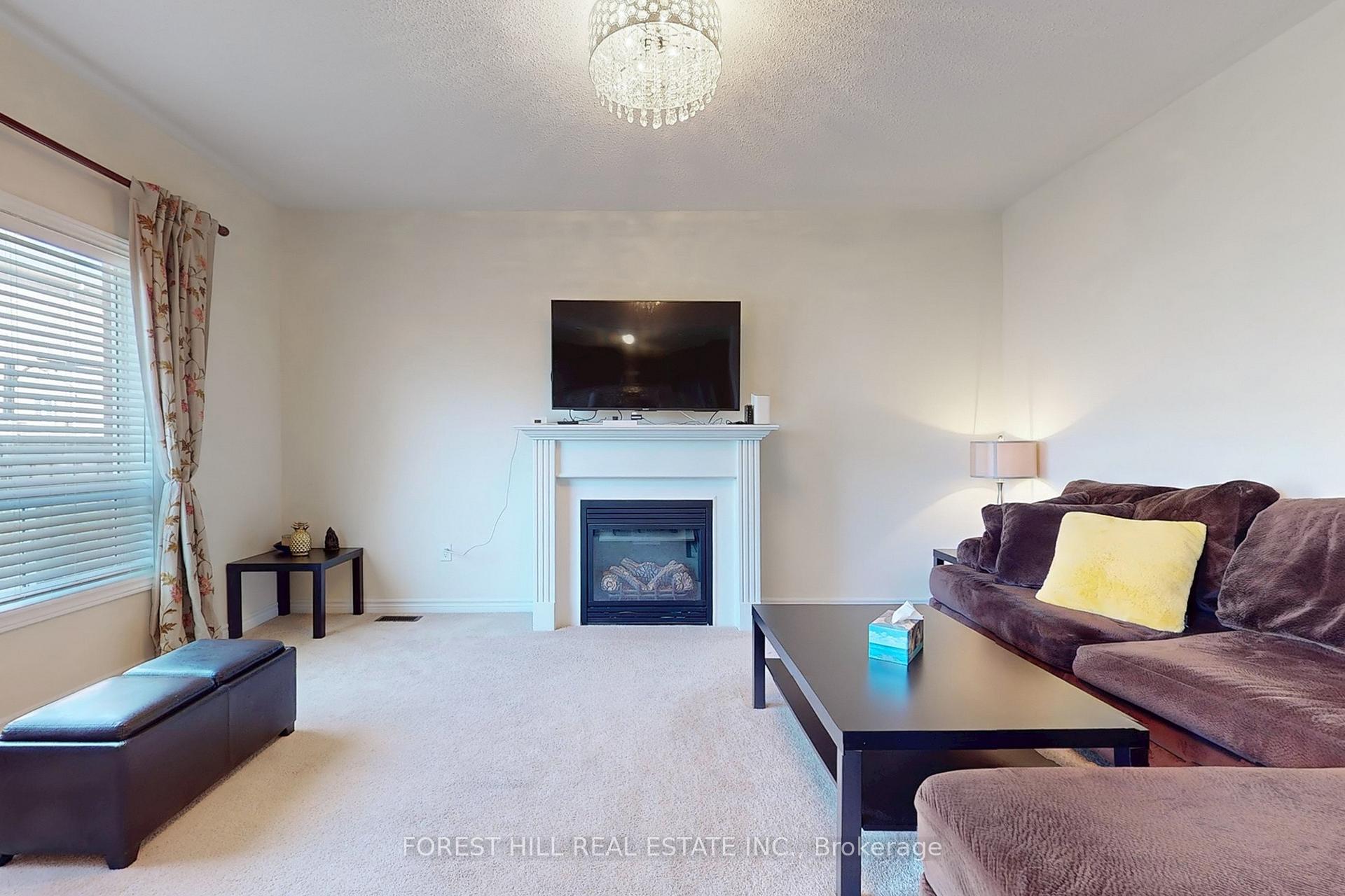 513 Davis Drive, Shelburne