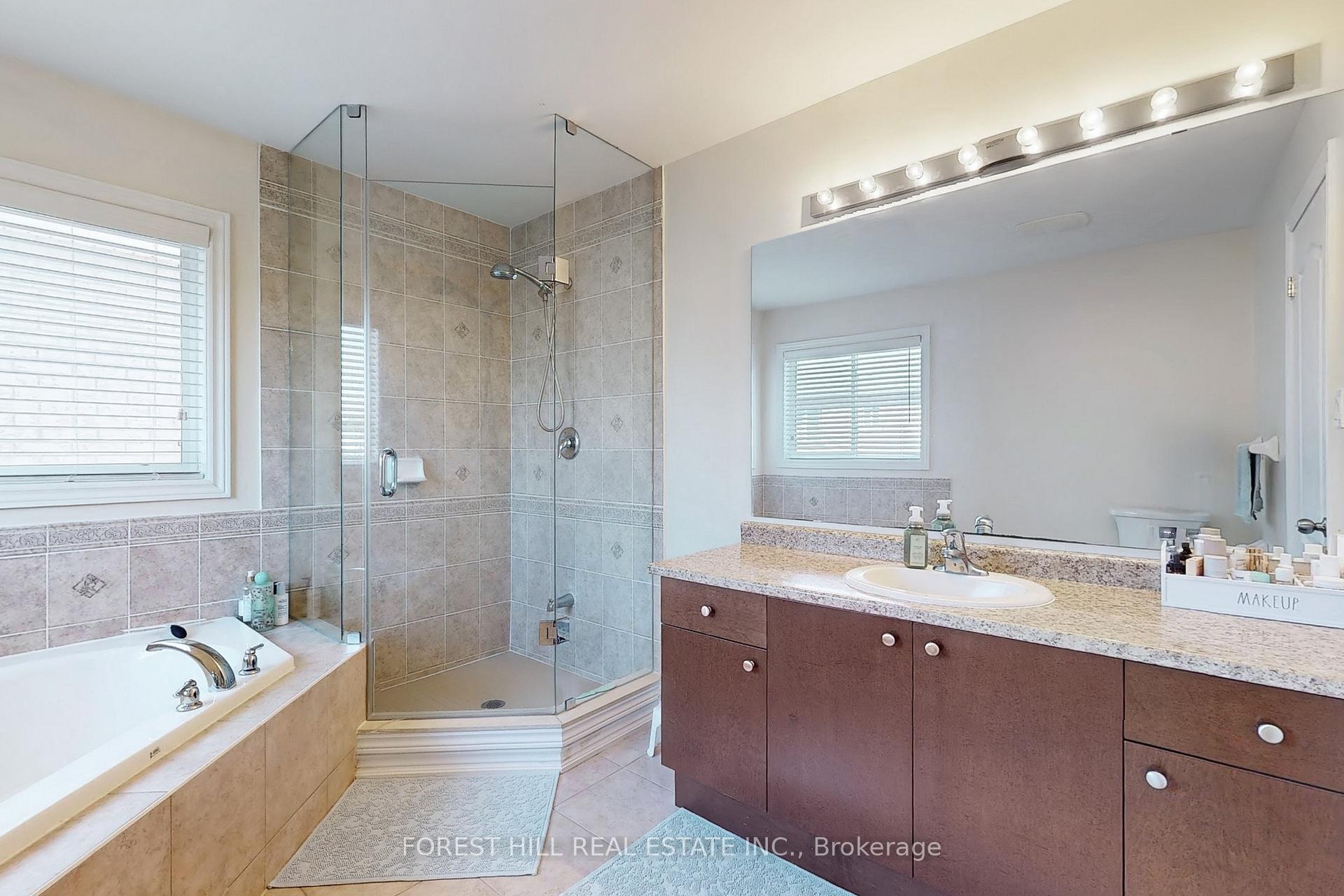 513 Davis Drive, Shelburne