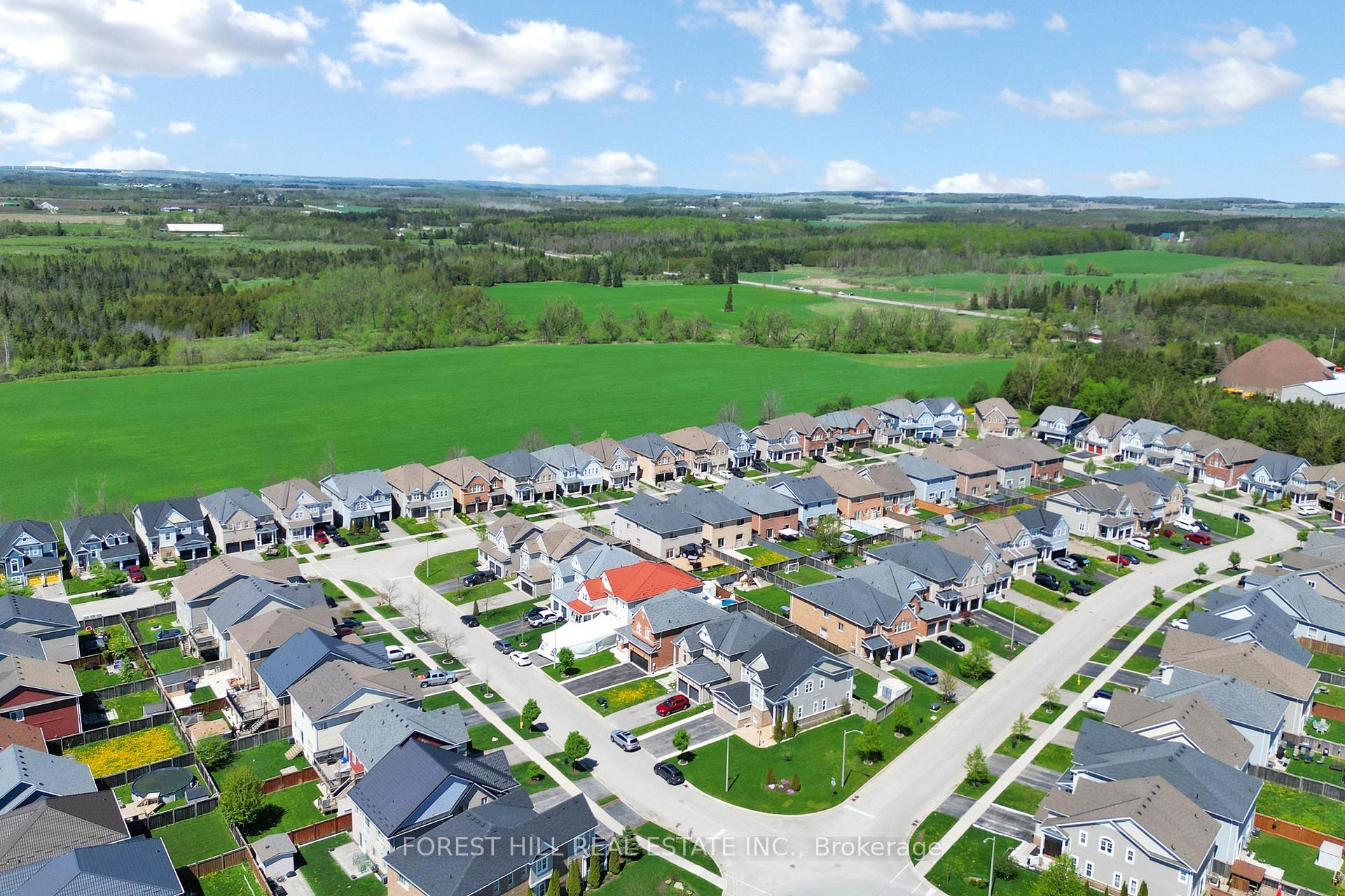 513 Davis Drive, Shelburne