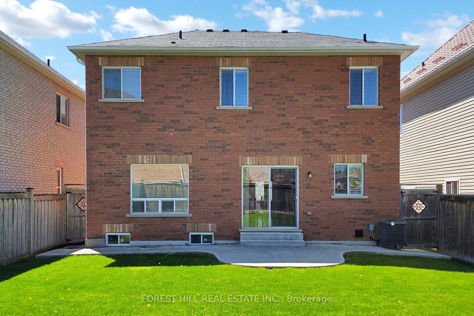 513 Davis Drive, Shelburne