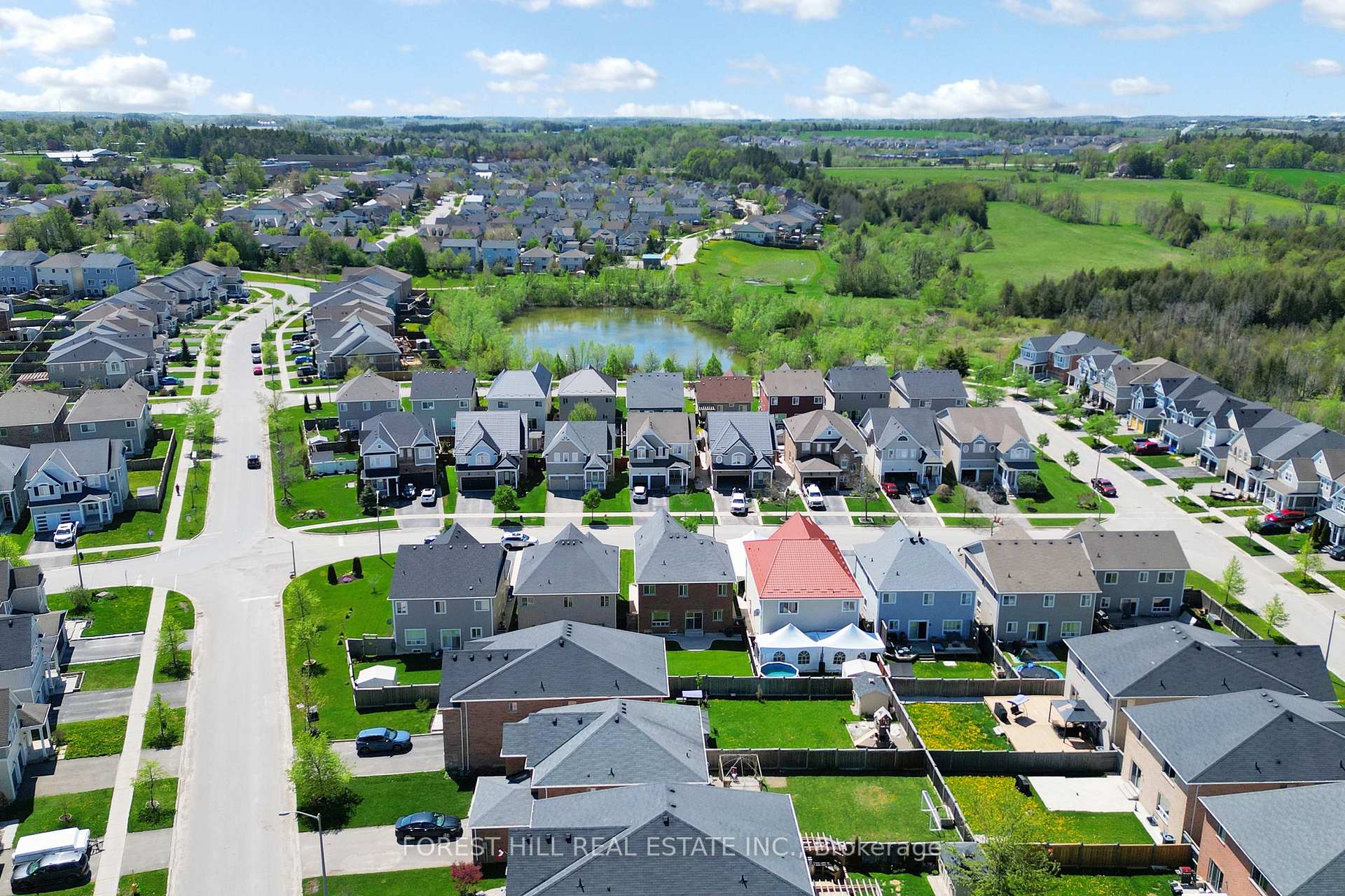 513 Davis Drive, Shelburne