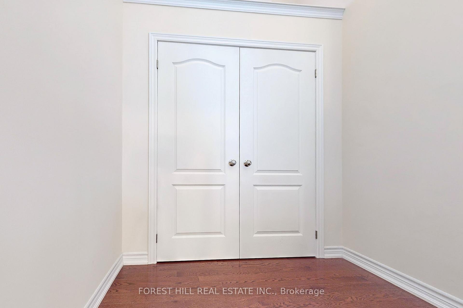 513 Davis Drive, Shelburne