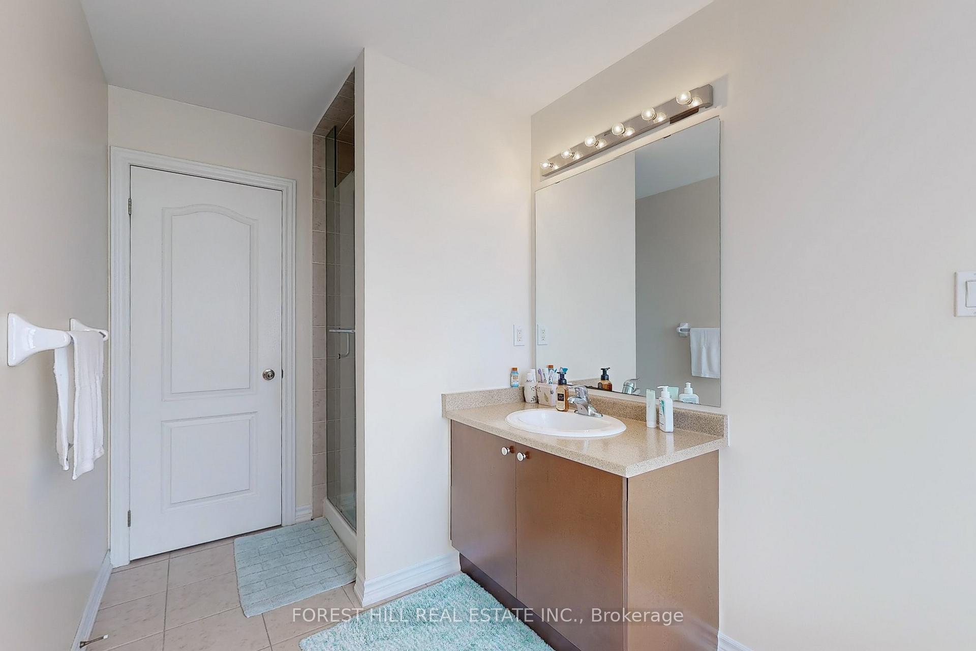 513 Davis Drive, Shelburne