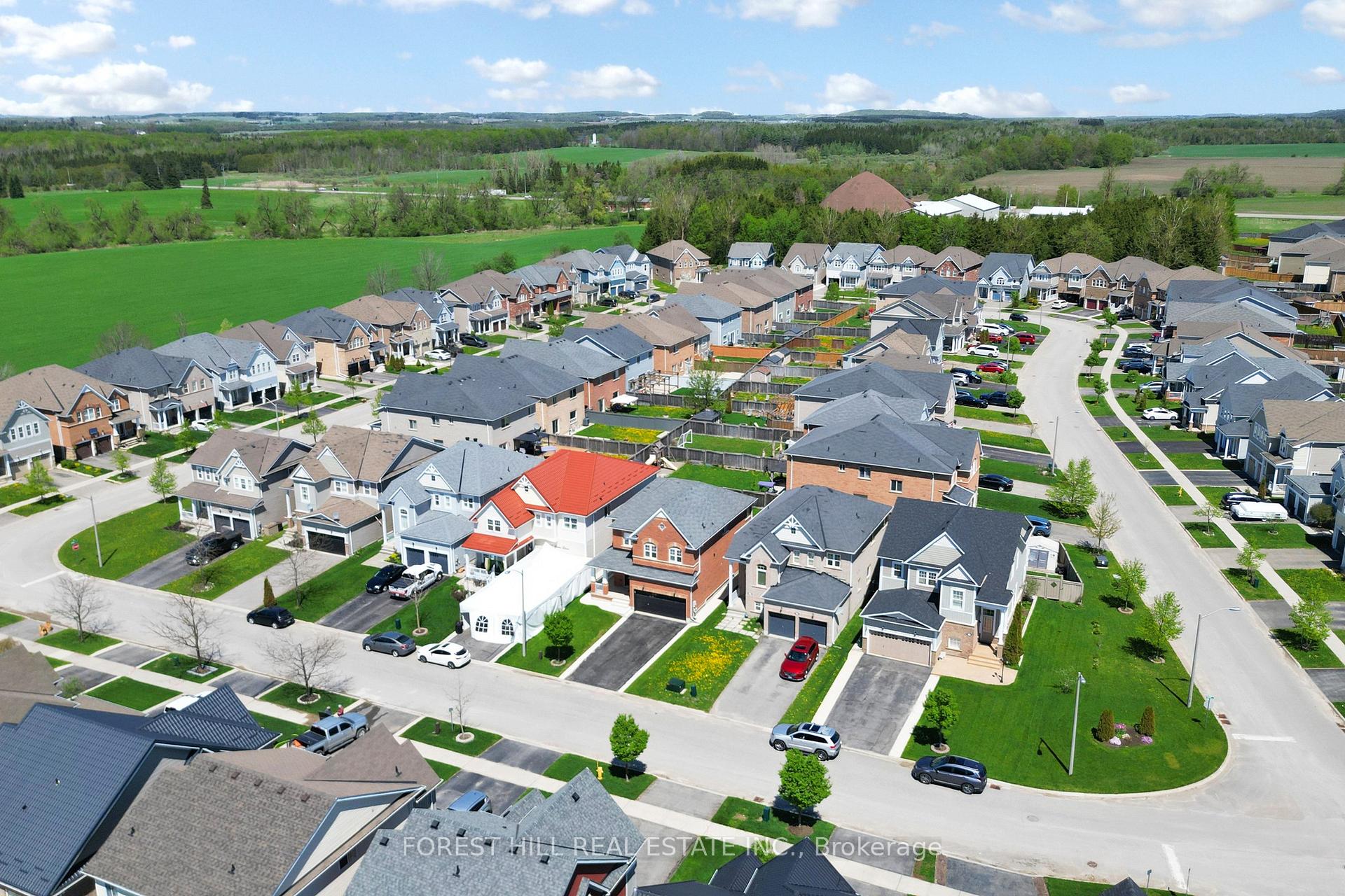 513 Davis Drive, Shelburne