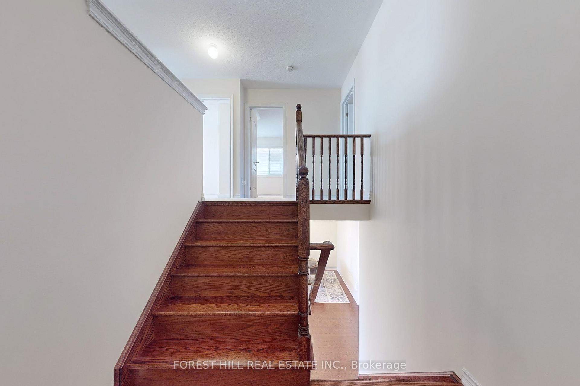 513 Davis Drive, Shelburne