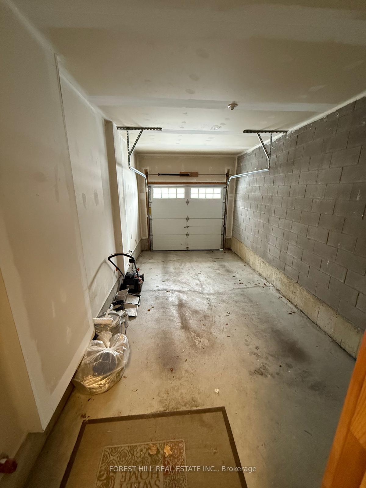 330 RYMAL ROAD WEST Road