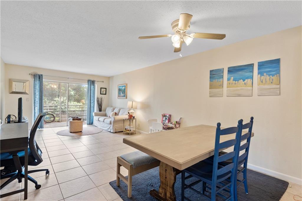 120 Sparrow Dr Unit: 202