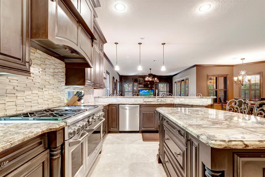 10568 Arcole Court