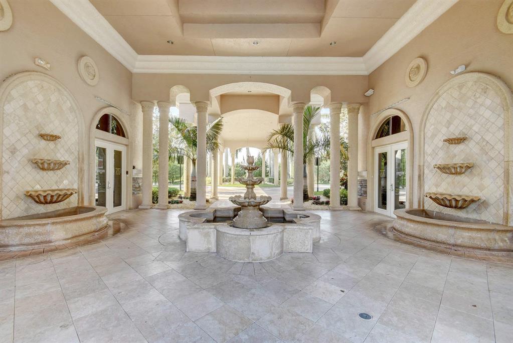 10568 Arcole Court